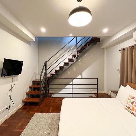 Neveu Premier Residence : Ratchada Bangkok Exterior foto