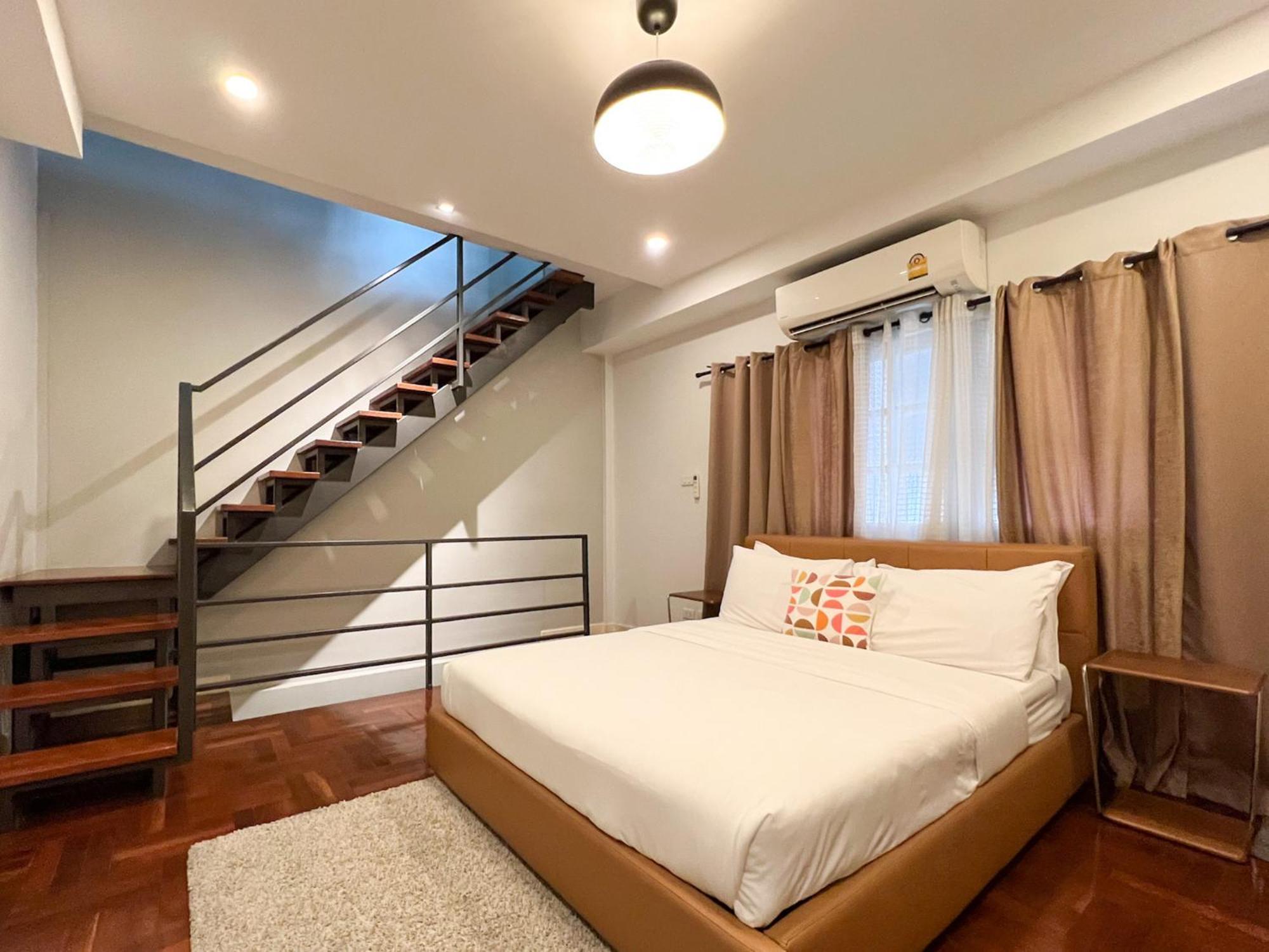 Neveu Premier Residence : Ratchada Bangkok Exterior foto