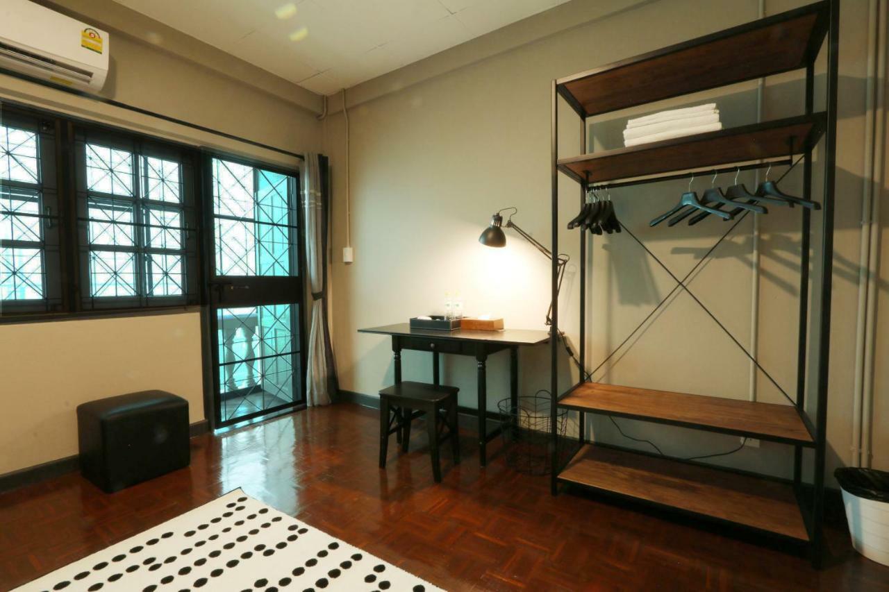 Neveu Premier Residence : Ratchada Bangkok Exterior foto